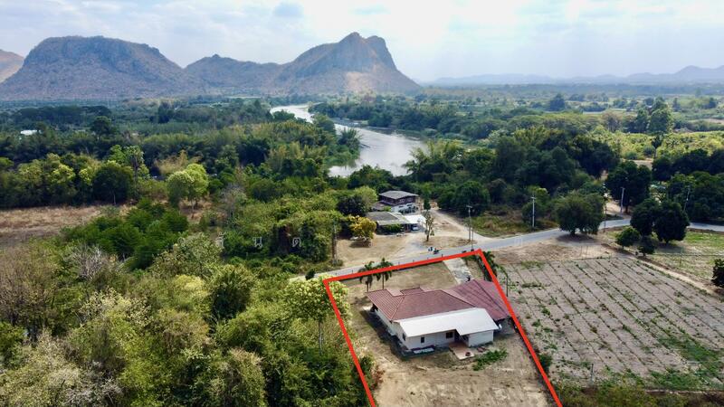 ขาย - บ้านติดเขา กาญจนบุรี ใกล้แม่น้ำแควน้อย 2 ไร่ 1 งาน, กาญจนบุรี