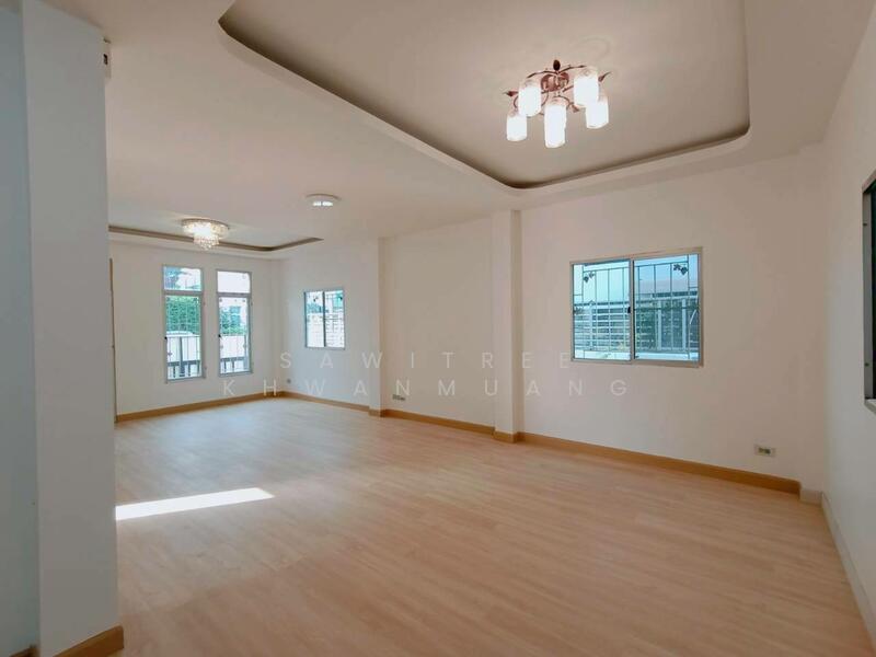 Baan Promptpat Greennova Ramindra‎, Bangkok, Hatairat Road, Sam Wa Tawan Tok, Khlong Sam Wa, Bangkok, 3 Bedrooms, 140 sqm, Semi-Detached House (Twin House) For Sale, by Sawitree Khwanmuang, 500141869 - DDproperty.com