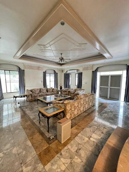 บ้านเดี่ยวใน ซอย สุขุมวิท 36 Pet Friendly, กรุงเทพ, พระโขนง, คลองเตย, กรุงเทพ, 680 ตร.ม., บ้านเดี่ยว ให้เช่า, โดย Aspire Real Estate Agency Co., Ltd., 500141875 - DDproperty.com