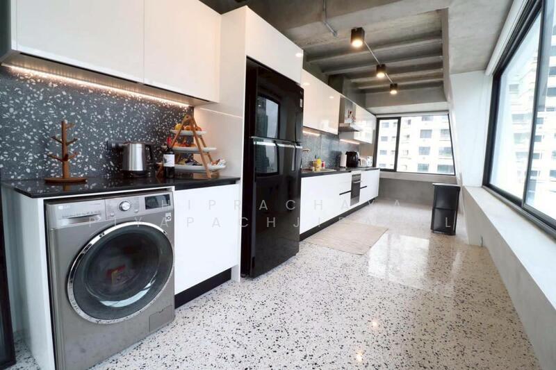 Diamond Tower, Bangkok, Silom, Silom, Bang Rak, Bangkok, 2 Bedrooms, 256 sqm, Condo For Sale, by Thiprachaya Piyapachjiragul, 500141920 - DDproperty.com