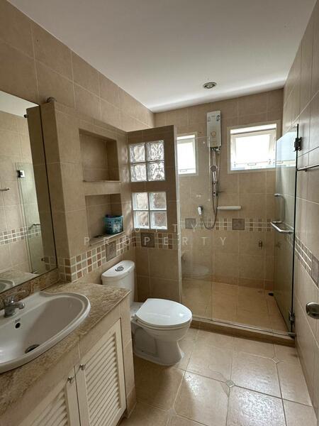 Baan Nantawan Srinakarin, Samut Prakan, Srinakarin Road, Bang Muang Mai, Muang Samut Prakarn, Samut Prakan, 3 Bedrooms, 250 sqm, Single Detached House For Rent, by Nutty Property, 500141924 - DDproperty.com