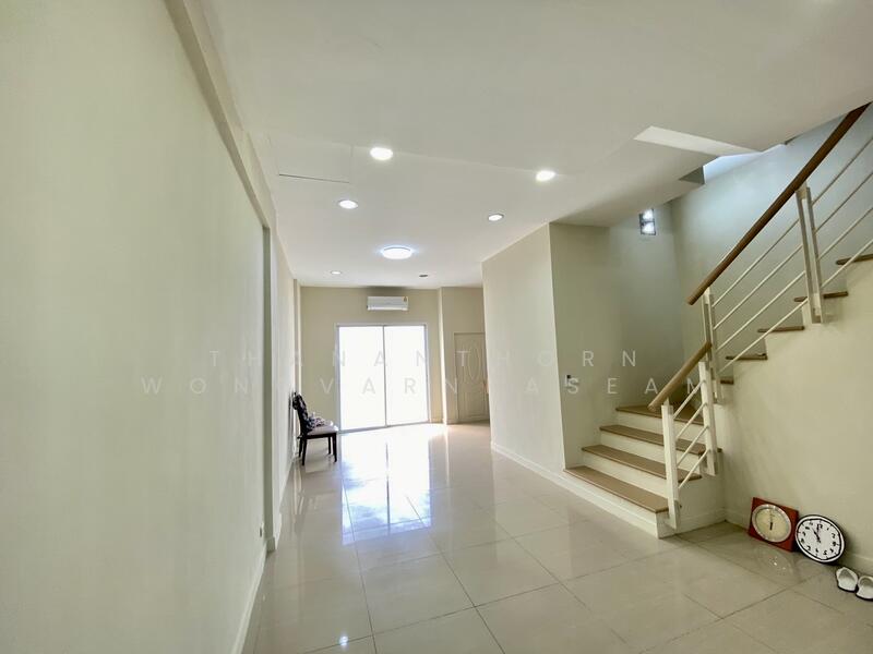 Premium Place Ekkamai-Ramindra : พรีเมี่ยม เพลส เอกมัย-รามอินทรา, กรุงเทพ, ถนนนวลจันทร์, คลองกุ่ม, บึงกุ่ม, กรุงเทพ, 179 ตร.ม., ทาวน์เฮ้าส์ ให้เช่า, โดย Thananthorn Wongvarnkaseam, 500141925 - DDproperty.com