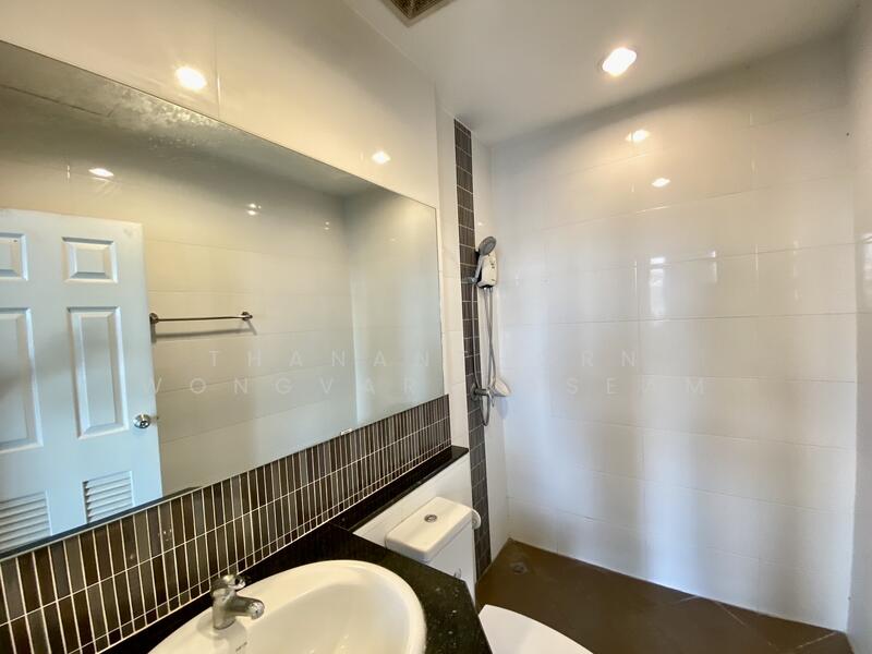 Premium Place Ekkamai-Ramindra, Bangkok, Nuanchan Road, Khlong Kum, Bueng Kum, Bangkok, 3 Bedrooms, 179 sqm, Townhouse For Rent, by Thananthorn Wongvarnkaseam, 500141925 - DDproperty.com