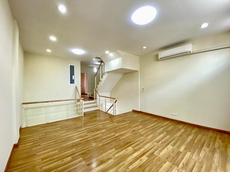 Premium Place Ekkamai-Ramindra, Bangkok, Nuanchan Road, Khlong Kum, Bueng Kum, Bangkok, 3 Bedrooms, 179 sqm, Townhouse For Rent, by Thananthorn Wongvarnkaseam, 500141925 - DDproperty.com