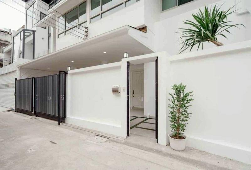 For Sale - WPDD-061 ทาวน์โฮม 3 ชั้น สุขุมวิท 15, Bangkok
