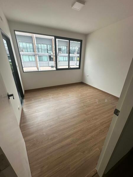 บ้านกลางเมือง (สุขุมวิท-อ่อนนุช), กรุงเทพ, ประเวศ, ประเวศ, กรุงเทพ, 142 ตร.ม., ตึกแถว-อาคารพาณิชย์ ขาย, โดย ณภัทร พรสิริเมธากุล, 500142010 - DDproperty.com