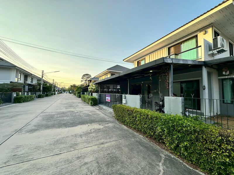 For Sale - Maneerin Privacy Sriracha, Chon Buri (Pattaya)
