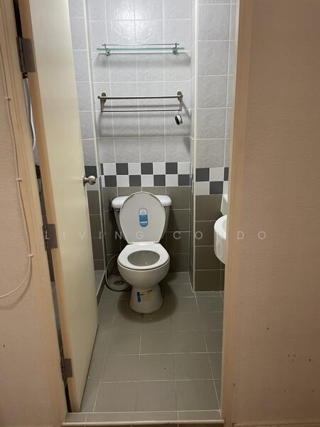 Lumpini Condo Town Ramintra-Laksi, Bangkok, 16 Ram Inthra Road, Anusaowari, Bang Khen, Bangkok, 1 Bedroom, 28 sqm, Condo For Rent, by Living Condo, 500142082 - DDproperty.com