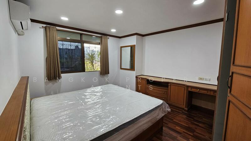 The Roof Garden Onnut, Bangkok, 697 Soi Sukhumvit 50, Phra Kanong, Khlong Toei, Bangkok, 2 Bedrooms, 70 sqm, Condo For Rent, by BANGKOK PROPERTY AGENTS, 500142087 - DDproperty.com