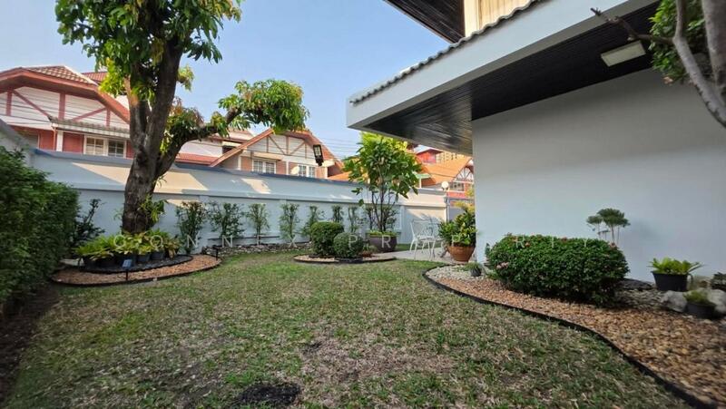 Khlong Tan Niwet Village, Bangkok, Khlong Tan Nuea, Watthana, Khlong Tan Nua, Watthana, Bangkok, 3 Bedrooms, 222 sqm, Townhouse For Sale, by Connex Property, 500142119 - DDproperty.com