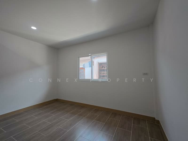 Worarakun House, along Khlong Song, Bangkok, Bang Chun, Khlong Sam Wa, Bangkok, 2 Bedrooms, 110 sqm, Townhouse For Sale, by Connex Property, 500142132 - DDproperty.com