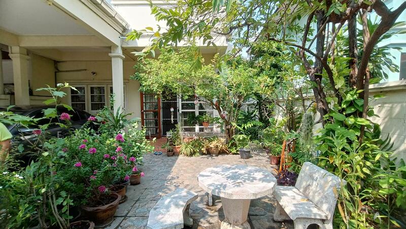 Baan Sri Pramot, Bangkok, Chong Nonsi, Yan Nawa, Bangkok, 4 Bedrooms, 300 sqm, Semi-Detached House (Twin House) For Sale, by Eastblue Horizon, 500142152 - DDproperty.com