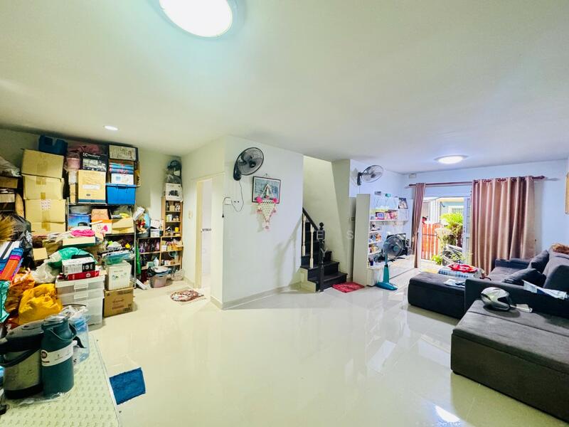 Nirun Vill 12 The Tree Hua Chiew U-Suvarnabhumi : นิรันดร์วิลล์ 12 เดอะทรี ม.หัวเฉียว-สุวรรณภูมิ, สมุทรปราการ, ถนนวัดศรีวารีน้อย, หนองปรือ, บางพลี, สมุทรปราการ, 100 ตร.ม., ทาวน์เฮ้าส์ ขาย, โดย The Best Property ฝ้าย, 500142155 - DDproperty.com