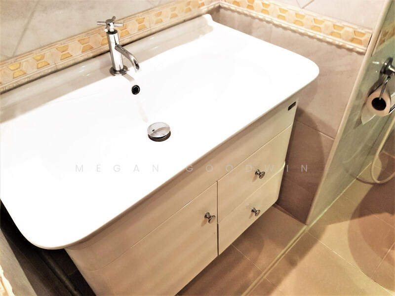 ขาย - Rimhad Jomtien Condominium : ริมหาดจอมเทียน คอนโดมิเนียม, ชลบุรี