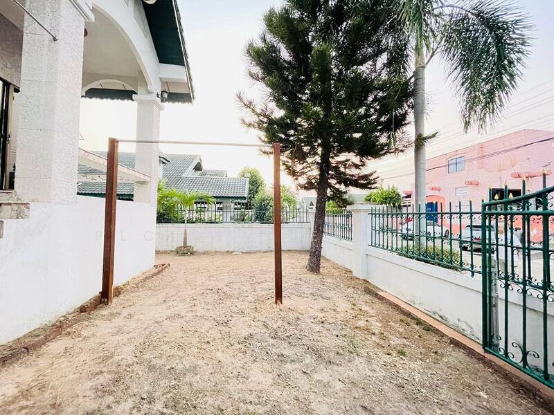 House 2 Bedrooms for sale East Pattaya, Chon Buri (Pattaya), Bang Lamung, Bang Lamung (Pattaya), Chon Buri (Pattaya), 2 Bedrooms, 300 sqm, Single Detached House For Sale, by PLC Real Estate, 500142207 - DDproperty.com