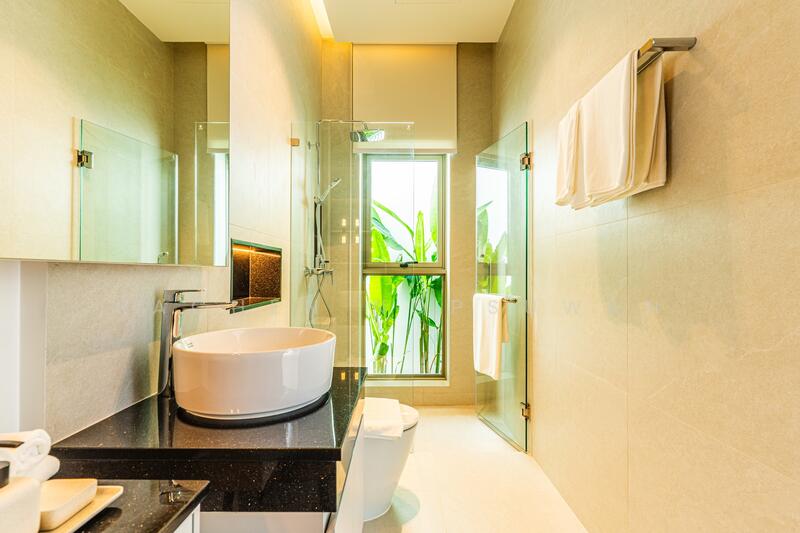 sale! Luxury villa in Rawai, Phuket. 216 sq.m., 2 bedrooms. Selling for 13.9 million baht., Phuket, Rawai, Muang Phuket, Phuket, 1 Bedroom, 216 sqm, Villa For Sale, by Rachen Nopsuwan, 500142220 - DDproperty.com