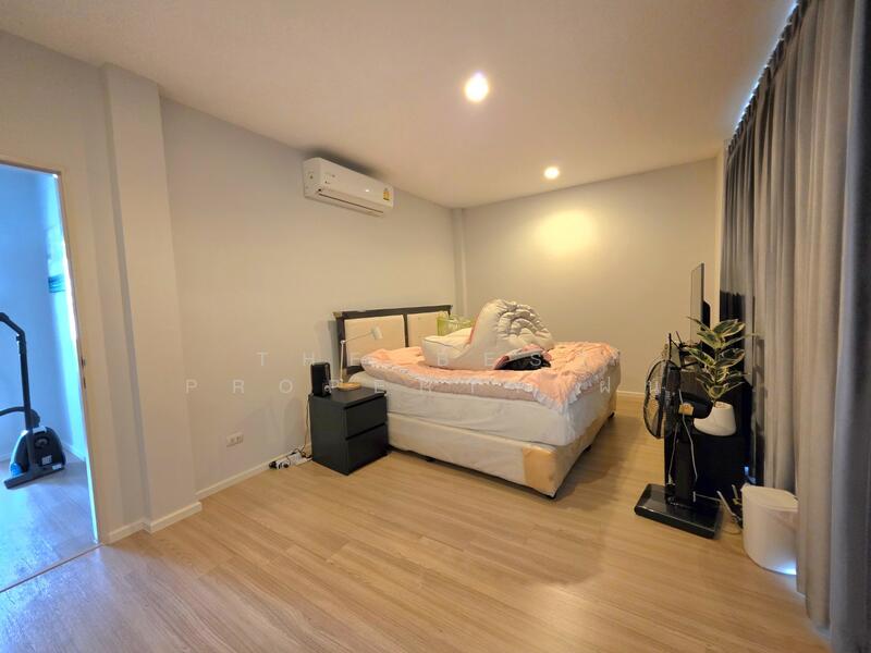 Baan Klang Muang Suanluang, Bangkok, On Nut Road, Dok Mai, Prawet, Bangkok, 4 Bedrooms, 100 sqm, Semi-Detached House (Twin House) For Sale, by The Best Property ฝน, 500142284 - DDproperty.com