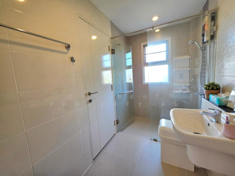 Baan Klang Muang Suanluang, Bangkok, On Nut Road, Dok Mai, Prawet, Bangkok, 4 Bedrooms, 100 sqm, Semi-Detached House (Twin House) For Sale, by The Best Property ฝน, 500142284 - DDproperty.com