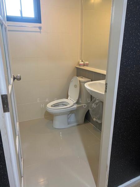 Baan Klang Muang Kalpapruek : บ้านกลางเมือง กัลปพฤกษ์, กรุงเทพ, ถนนศาลธนบุรี, บางหว้า, ภาษีเจริญ, กรุงเทพ, 134 ตร.ม., ทาวน์เฮ้าส์ ขาย, โดย Eastblue Horizon, 500142348 - DDproperty.com