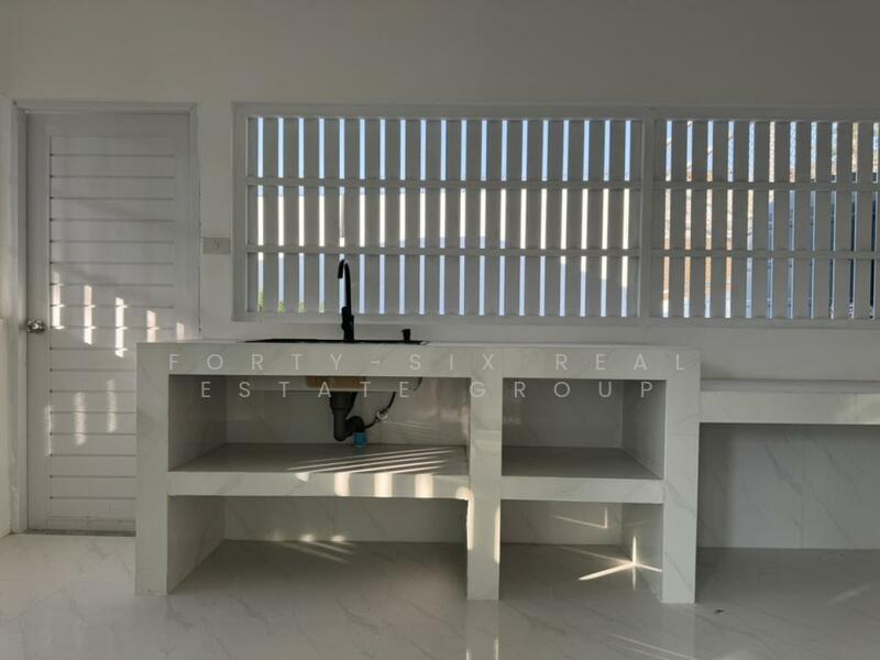 ให้เช่า ทาวน์เฮาส์รีโนเวทใหม่ Baan mai บ้านหลังมุม ใหญ่สุดในโครงการ, กรุงเทพ, พระรามที่2 ซอย47, ท่าข้าม, บางขุนเทียน, กรุงเทพ, 215 ตร.ม., ทาวน์เฮ้าส์ ให้เช่า, โดย Forty-Six Real Estate Group, 500142360 - DDproperty.com