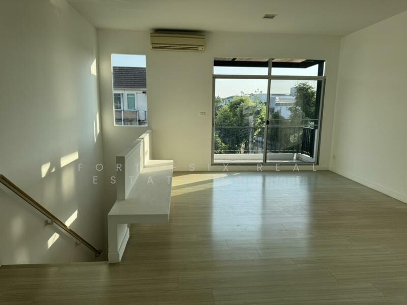 ให้เช่า ทาวน์เฮาส์รีโนเวทใหม่ Baan mai บ้านหลังมุม ใหญ่สุดในโครงการ, กรุงเทพ, พระรามที่2 ซอย47, ท่าข้าม, บางขุนเทียน, กรุงเทพ, 215 ตร.ม., ทาวน์เฮ้าส์ ให้เช่า, โดย Forty-Six Real Estate Group, 500142360 - DDproperty.com