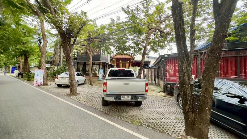 ทีดินพร้อมสิ่งปลูกสร้าง 200 ตรว., กรุงเทพ, คลองจั่น, บางกะปิ, กรุงเทพ, 100 ตร.ม., กิจการ ให้เช่า, โดย กัลฑภรณ์ สุขเย็น, 500142364 - DDproperty.com