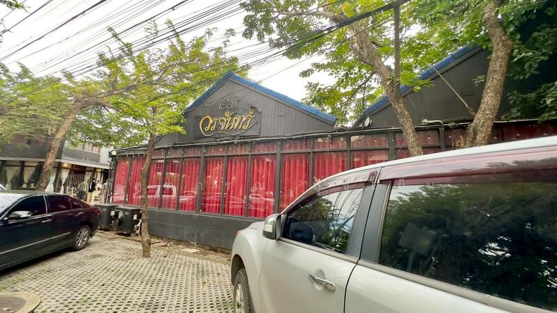 ทีดินพร้อมสิ่งปลูกสร้าง 200 ตรว., กรุงเทพ, คลองจั่น, บางกะปิ, กรุงเทพ, 100 ตร.ม., กิจการ ให้เช่า, โดย กัลฑภรณ์ สุขเย็น, 500142364 - DDproperty.com