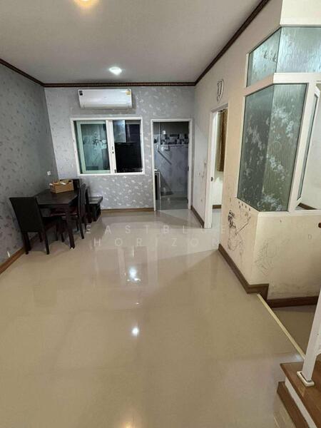 Golden Town Ramkhamhaeng-Wongwaen, Bangkok, Rat Phatthana Road, Saphan Sung, Saphan Sung, Bangkok, 3 Bedrooms, 101 sqm, Townhouse For Sale, by Eastblue Horizon, 500142373 - DDproperty.com