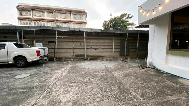 พื้นที่ให้เช่าโกดังเก็บสินค้า ขนาดใหญ่พอๆ กับสนามเทนนิสใหญ่2สนาม ตอนนี้ทำเป็นโกดังเก็บสินค้า, กรุงเทพ, อรุณอมรินทร์, บางกอกน้อย, กรุงเทพ, 500 ตร.ม., โกดัง-โรงงาน ให้เช่า, โดย Forty-Six Real Estate Group, 500142397 - DDproperty.com