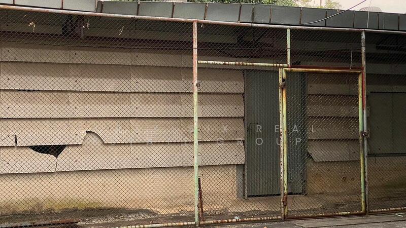 พื้นที่ให้เช่าโกดังเก็บสินค้า ขนาดใหญ่พอๆ กับสนามเทนนิสใหญ่2สนาม ตอนนี้ทำเป็นโกดังเก็บสินค้า, กรุงเทพ, อรุณอมรินทร์, บางกอกน้อย, กรุงเทพ, 500 ตร.ม., โกดัง-โรงงาน ให้เช่า, โดย Forty-Six Real Estate Group, 500142397 - DDproperty.com