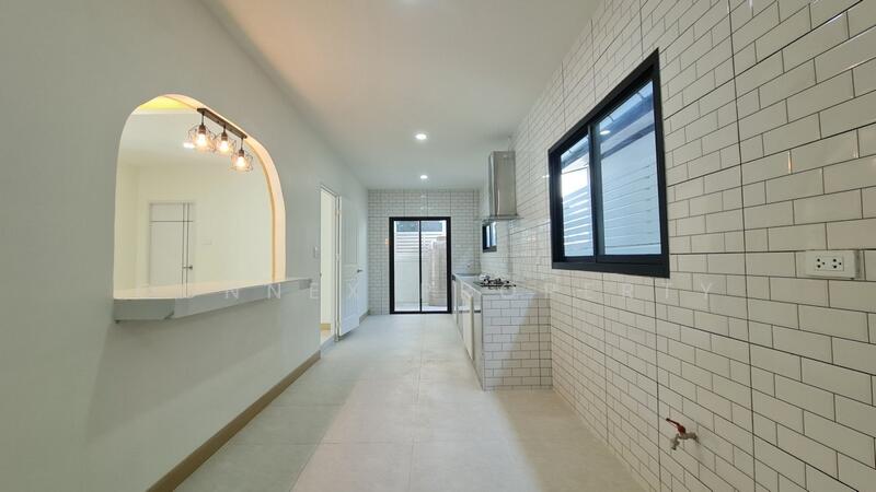 K.C. Garden Home, Bangkok, Nimit Mai Road, Sam Wa Tawan Ok, Khlong Sam Wa, Bangkok, 4 Bedrooms, 300 sqm, Single Detached House For Sale, by Connex Property, 500142405 - DDproperty.com