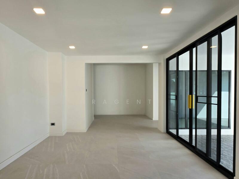 บ้านเมืองเอกโครงการ 3, Pathum Thani, Lak Hok, Muang Pathum Thani, Pathum Thani, 4 Bedrooms, 400 sqm, Single Detached House For Sale, by NRagent, 500142445 - DDproperty.com