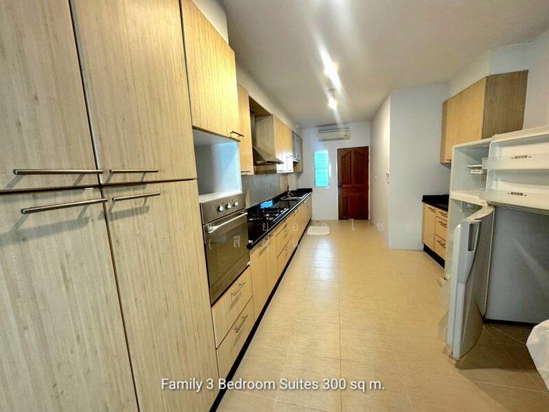 ให้เช่า ห้อง แมนชั่น 1-3 ห้องนอน ขนาด 55-300 ตารางเมตร เลี้ยงสัตว์ได้ ซอย สุขุมวิท 11, Bangkok, Khlong Toei, Khlong Toei, Bangkok, 1 Bedroom, 55 sqm, Villa For Rent, by สรภพ ยอดไชย (สีฝุ่น), 500142453 - DDproperty.com