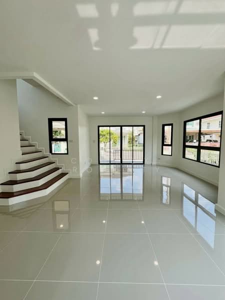 Chonlada Wongwan Rattanathibet, Nonthaburi, Soi Wat Lat Pladuk, Bangrak Phatthana Road, Bang Rak Pattana, Bang Bua Thong, Nonthaburi, 3 Bedrooms, 21 sqm, Single Detached House For Sale, by Connex Property, 500142497 - DDproperty.com