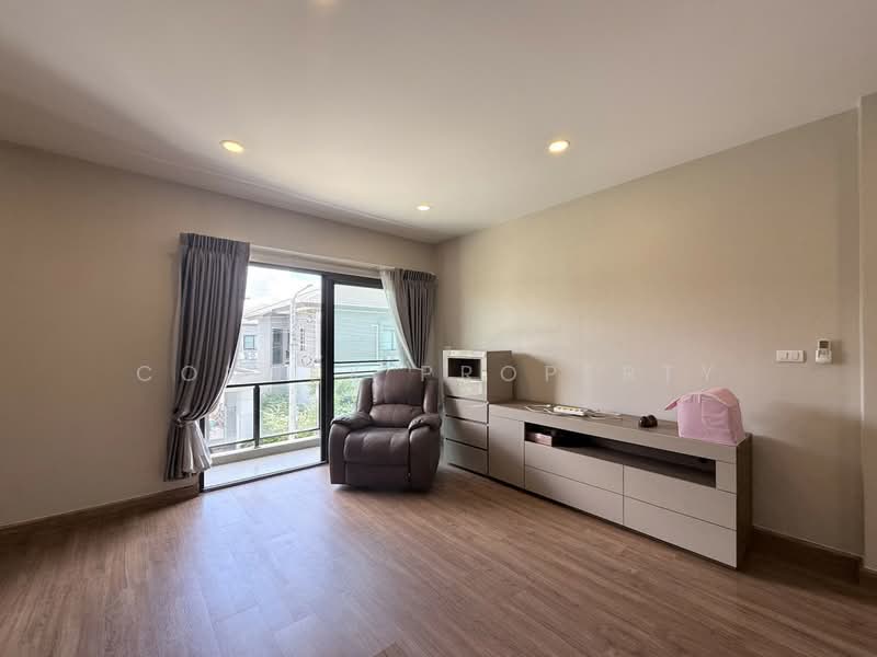 Centro Ratchapruek-Suan Phak, Nonthaburi, Bangkruai Jongtanom, Bang Kruai, Nonthaburi, 4 Bedrooms, 200 sqm, Single Detached House For Sale, by Connex Property, 500142502 - DDproperty.com