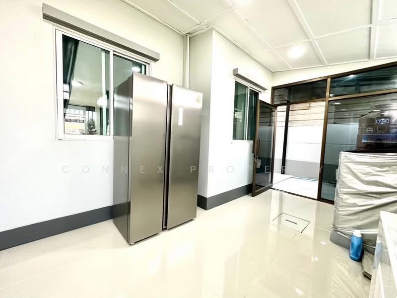 Single house ,Soi Khum Klao 39, Latkrabang, Bangkok, คุ้มเกล้า, Lam Pla Tiew, Lat Krabang, Bangkok, 3 Bedrooms, 200 sqm, Single Detached House For Rent, by Connex Property, 500142599 - DDproperty.com
