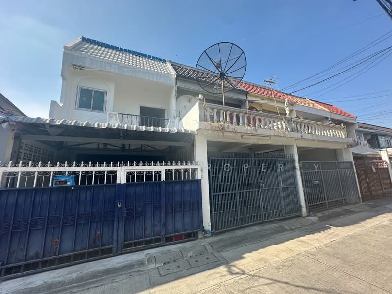 For Sale - 2-Storey Townhouse on CharanSanitwong Road, Bangkok