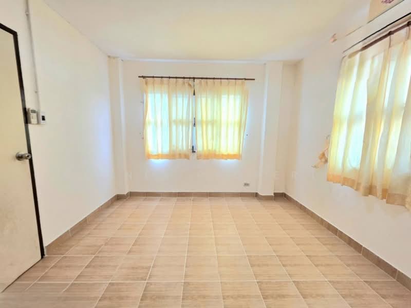 Baan Thanvalai, Chon Buri (Pattaya), ชลบุรี - พัทยา, Bueng, Si Racha, Chon Buri (Pattaya), 2 Bedrooms, 80 sqm, Townhouse For Sale, by Connex Property, 500142669 - DDproperty.com