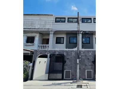 ขาย - ทาวน์โฮม 2 ชั้น สุขุมวิท 101, กรุงเทพ