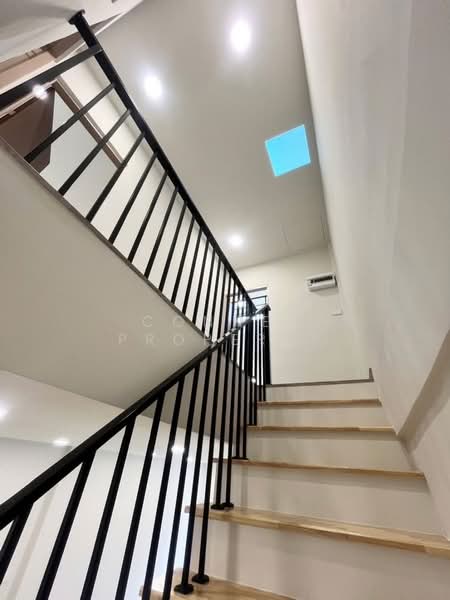 2-Storey townhome Sukhuvit 101, Bangkok, -, Bang Chak, Phra Khanong, Bangkok, 2 Bedrooms, 160 sqm, Townhouse For Sale, by Connex Property, 500142675 - DDproperty.com