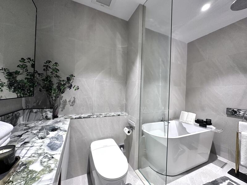 ROMM Convent, Bangkok, 42 Convent Road, Silom, Bang Rak, Bangkok, 2 Bedrooms, 97 sqm, Condo Option To Buy, by คุณทักษพร พงษ์สุวรรณ, 500142730 - DDproperty.com