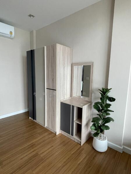 ให้เช่าโฮมออฟฟิต 3ชั้น 30ตร.วใกล้สน.กองปรามถ.โชคชัย4ลาดพร้าว, กรุงเทพ, ลาดพร้าว, ลาดพร้าว, กรุงเทพ, 360 ตร.ม., ทาวน์เฮ้าส์ ให้เช่า, โดย คุณทัณฑิกา แก้วปู่วัด, 500142750 - DDproperty.com