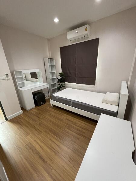 ให้เช่าโฮมออฟฟิต 3ชั้น 30ตร.วใกล้สน.กองปรามถ.โชคชัย4ลาดพร้าว, กรุงเทพ, ลาดพร้าว, ลาดพร้าว, กรุงเทพ, 360 ตร.ม., ทาวน์เฮ้าส์ ให้เช่า, โดย คุณทัณฑิกา แก้วปู่วัด, 500142750 - DDproperty.com