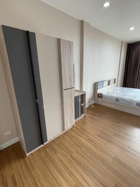 ให้เช่าโฮมออฟฟิต 3ชั้น 30ตร.วใกล้สน.กองปรามถ.โชคชัย4ลาดพร้าว, กรุงเทพ, ลาดพร้าว, ลาดพร้าว, กรุงเทพ, 360 ตร.ม., ทาวน์เฮ้าส์ ให้เช่า, โดย คุณทัณฑิกา แก้วปู่วัด, 500142750 - DDproperty.com