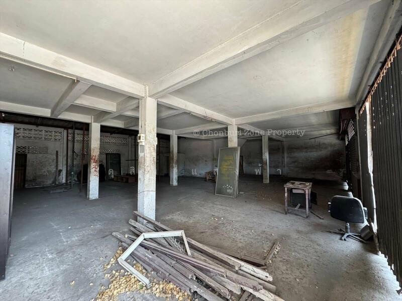 ให้เช่า - ให้เช่าโกดังเก็บสินค้า 800 ตรม. ทำเลดีติดถนนสุขุมวิท บางพระ ศรีราชา, ชลบุรี