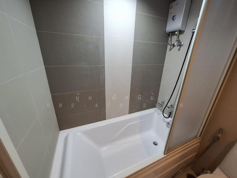 Lumpini Suite Pinklao, Bangkok, 1 Somdet Phra Pin Klao Rd, Bang Yi Khan, Bang Phlat, Bangkok, 2 Bedrooms, 63 sqm, Condo For Rent, by ยุ้ย ทัศนีย์ 082-478-2456, 500143002 - DDproperty.com