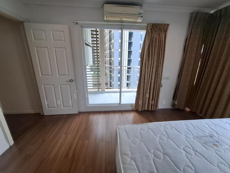 Lumpini Suite Pinklao, Bangkok, 1 Somdet Phra Pin Klao Rd, Bang Yi Khan, Bang Phlat, Bangkok, 2 Bedrooms, 63 sqm, Condo For Rent, by ยุ้ย ทัศนีย์ 082-478-2456, 500143002 - DDproperty.com