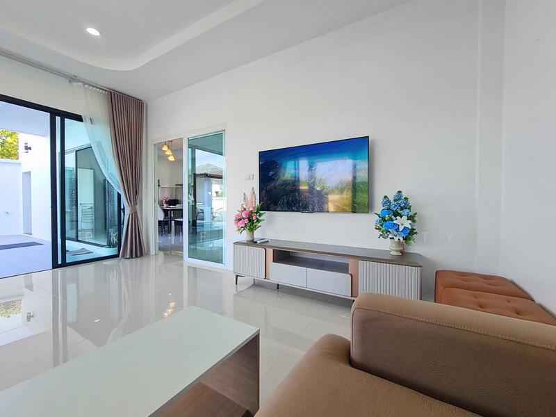 12R0552 Pool villa for rent 3 bedroom 4 bathroom 240,000/month at thalang have fully furnished, Phuket, Thep Krasattri, Thalang, Phuket, 3 Bedrooms, 200 sqm, Villa For Rent, by PK LIFE Property, 500143040 - DDproperty.com