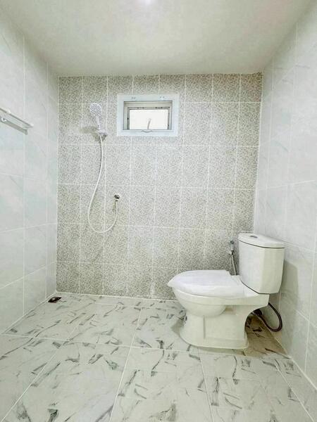 ขายบ้านเดี่ยวชั้นเดียว รีโนเวทใหม่ ซอยเขาพุทธโคดม ศรีราชา, Chon Buri (Pattaya), Si Racha, Si Racha, Chon Buri (Pattaya), 3 Bedrooms, 150 sqm, Single Detached House For Sale, by Dusit Saengfa, 500143174 - DDproperty.com