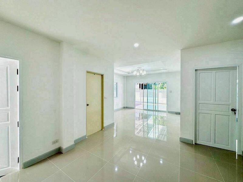 ขายบ้านเดี่ยวชั้นเดียว รีโนเวทใหม่ ซอยเขาพุทธโคดม ศรีราชา, ชลบุรี, ศรีราชา, ศรีราชา, ชลบุรี, 150 ตร.ม., บ้านเดี่ยว ขาย, โดย ดุสิต แสงฟ้า, 500143174 - DDproperty.com